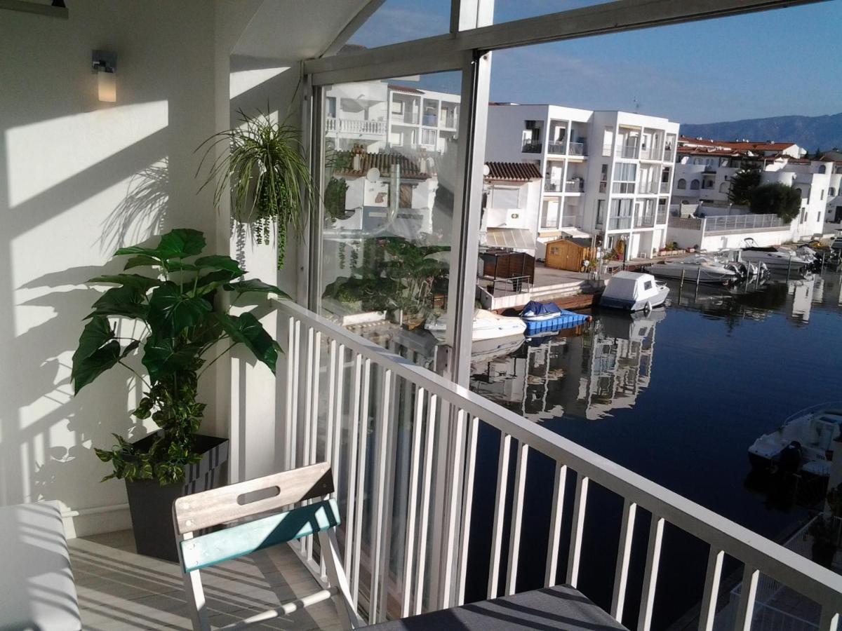 Superbe Appartement , Tout Confort, 40 M2 + 10 M2 Terrasse Empuriabrava Exteriör bild