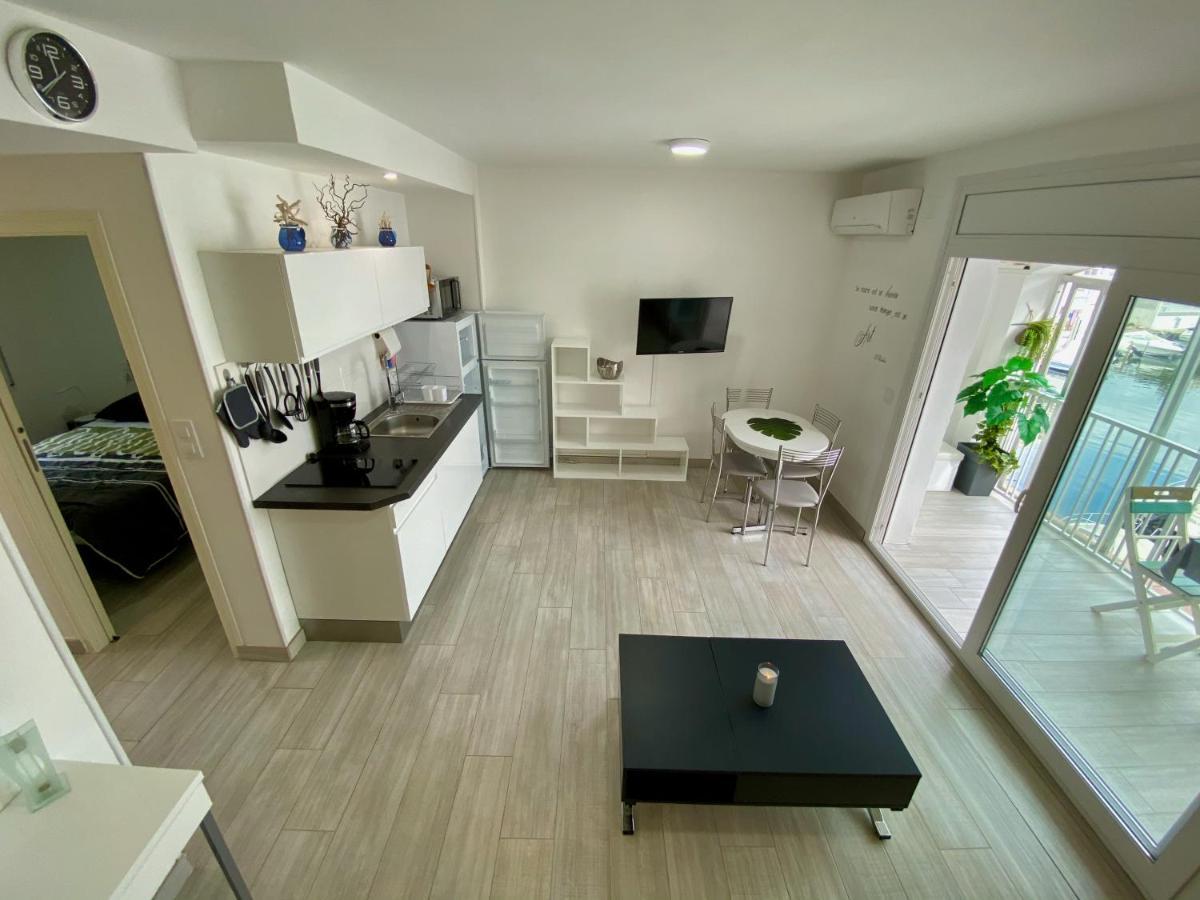 Superbe Appartement , Tout Confort, 40 M2 + 10 M2 Terrasse Empuriabrava Exteriör bild