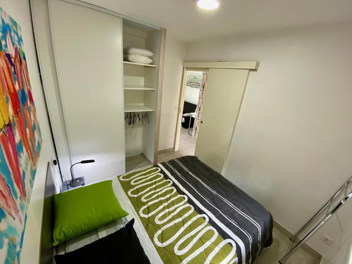Superbe Appartement , Tout Confort, 40 M2 + 10 M2 Terrasse Empuriabrava Exteriör bild