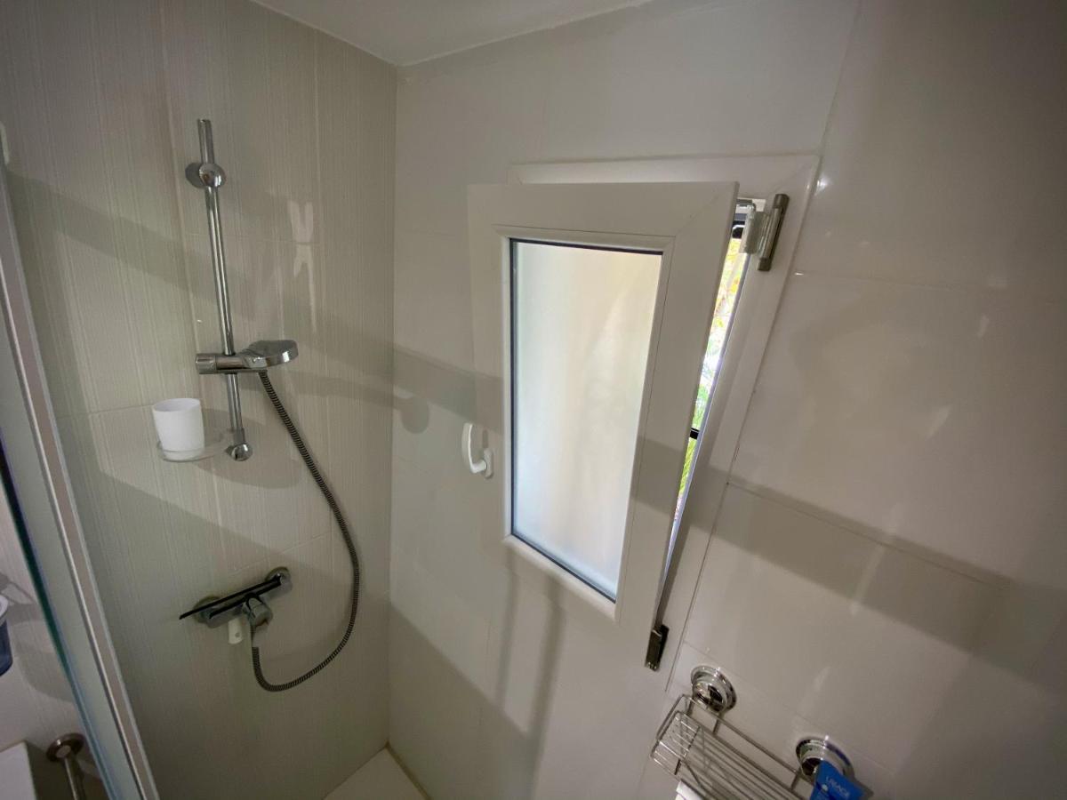 Superbe Appartement , Tout Confort, 40 M2 + 10 M2 Terrasse Empuriabrava Exteriör bild