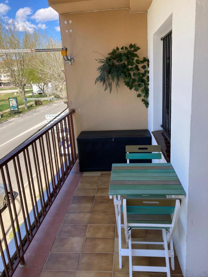Superbe Appartement , Tout Confort, 40 M2 + 10 M2 Terrasse Empuriabrava Exteriör bild